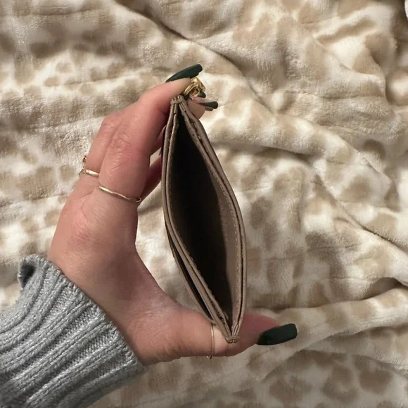 gucci gg marmont keychain wallet